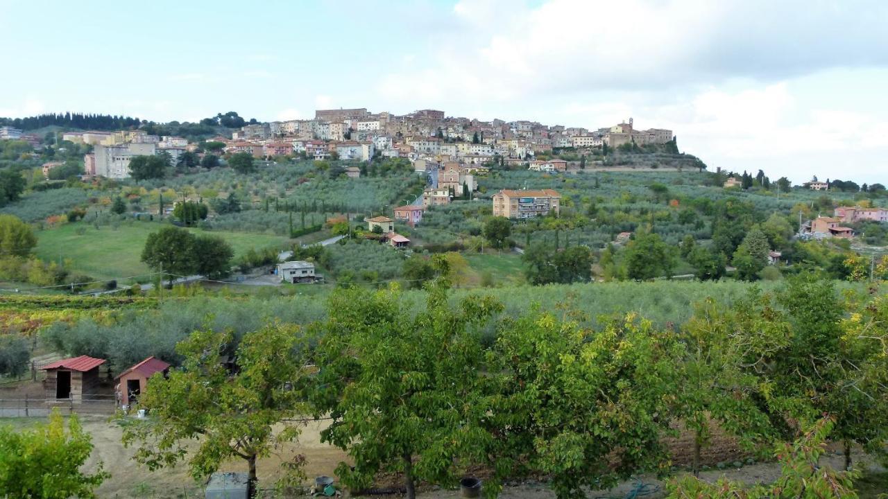 Agriturismo La Pietriccia เคียนเชียโนแตร์เม ภายนอก รูปภาพ