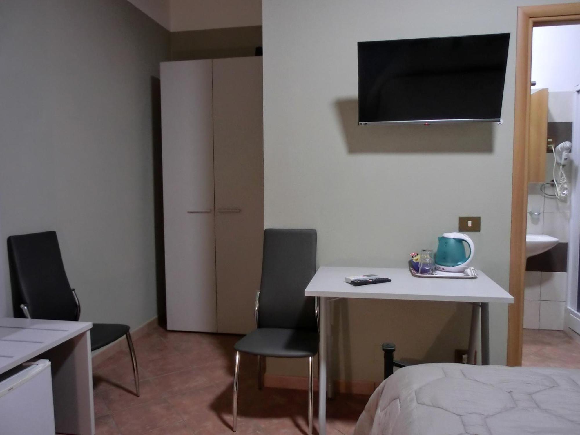 Agriturismo La Pietriccia เคียนเชียโนแตร์เม ภายนอก รูปภาพ