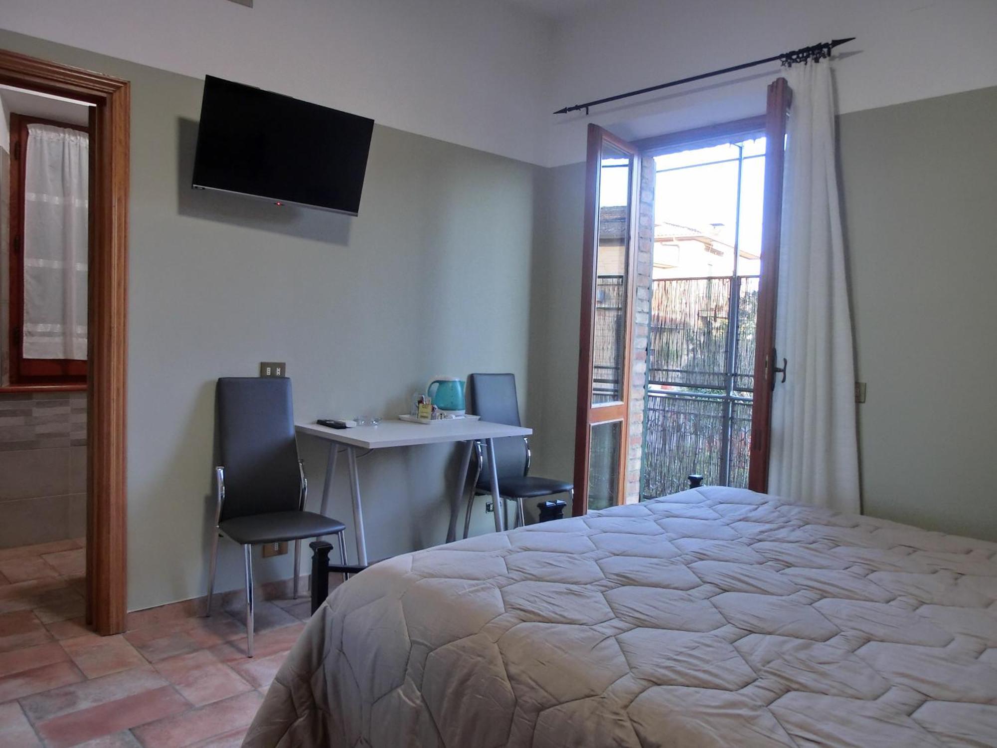 Agriturismo La Pietriccia เคียนเชียโนแตร์เม ภายนอก รูปภาพ