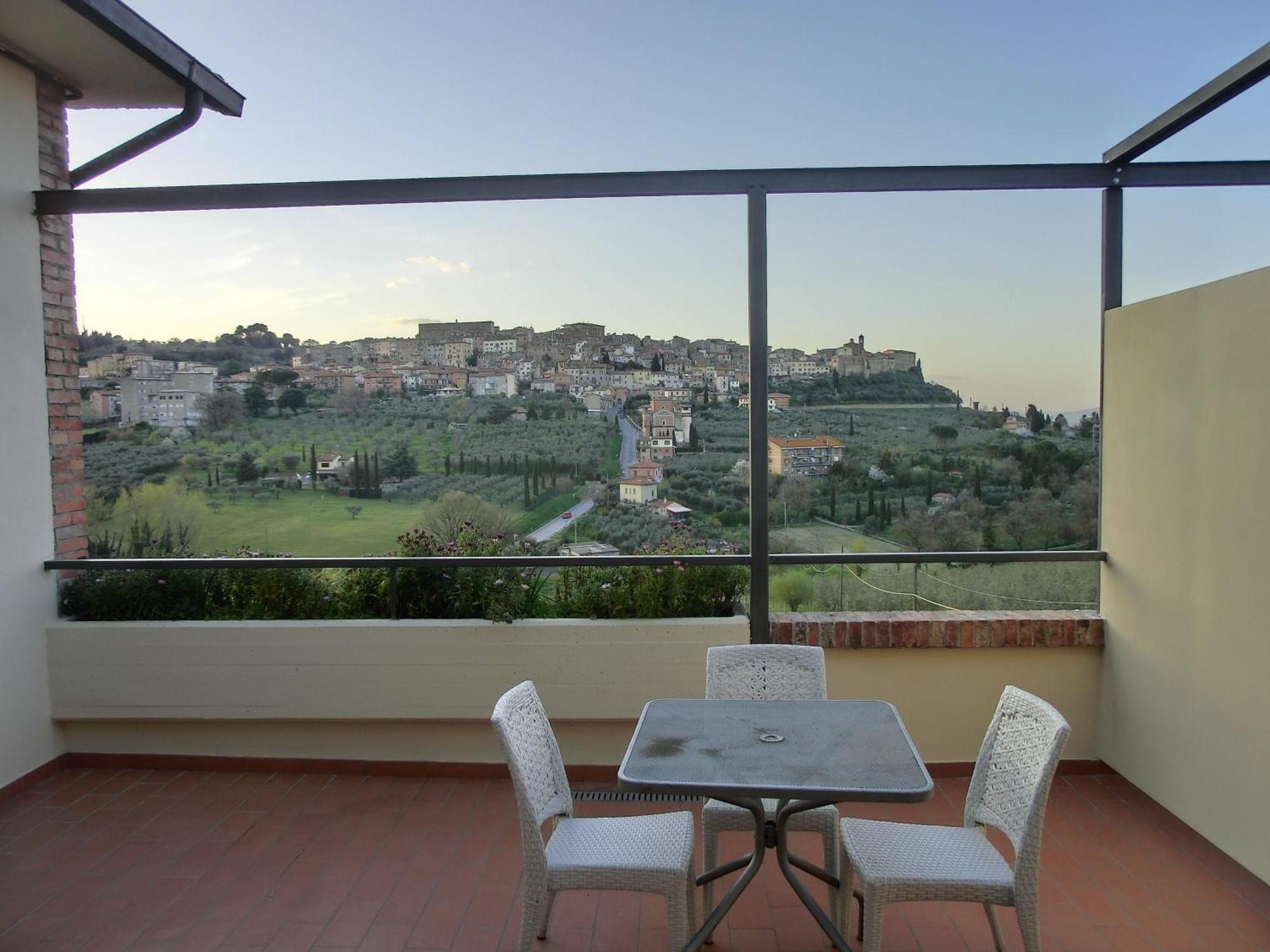 Agriturismo La Pietriccia เคียนเชียโนแตร์เม ภายนอก รูปภาพ