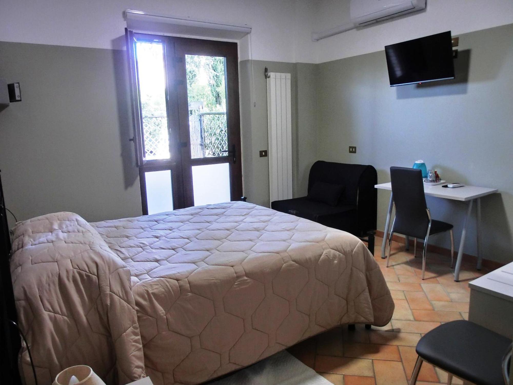 Agriturismo La Pietriccia เคียนเชียโนแตร์เม ภายนอก รูปภาพ